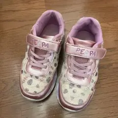 女の子光るスニーカー　ペッパピッグ　サイズ30 約19cm