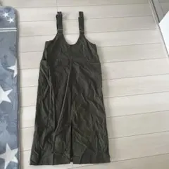 オリーブ色 ストラップ付きオーバーオール