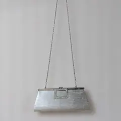 シルバーメタリックパーティーバッグ チェーン付き