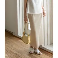 ノーブル トタンテレコタイトスカート ベージュ