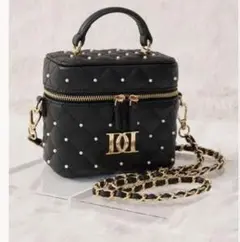 Darich キルティングスクエアパールミニバッグ ブラック　ゴールドパーツ