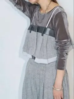 ベロア Tシャツ