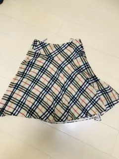 未使用　日本製　バーバリーブルーレーベルスカート