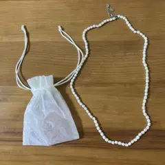 自由区　ネックレス　美品　収納用巾着袋付き