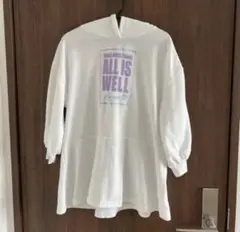 フード付きホワイトトレーナー Mサイズ　120 アナップ