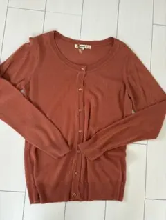 サーモンピンク色ボタン付きカーディガン Lサイズ