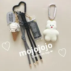 ♡mojojojo♡白いうさぎとパラコード・じゃらじゃらキーホルダーの2点セット