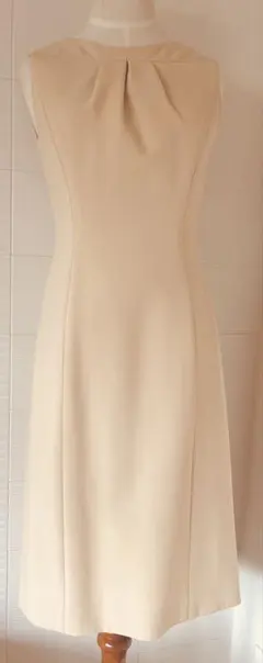 美品 エスマックスマーラ ノースリーブ ワンピースS MaxMara アイボリ