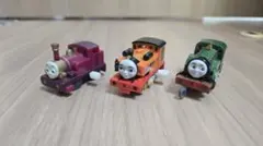 カプセルプラレール トーマス 女の子3車両セット レディ ニア ゼンマイ