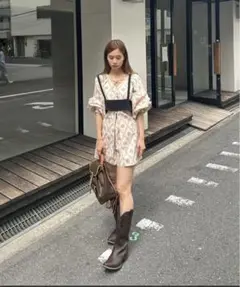 9/21迄限定お値下げ新品未開サンセルフオーバーサイズビスチェ