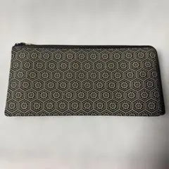 甲州印伝【ペンケース 紗綾形 黒×白漆】鹿革 入学ギフト 大人筆箱 筆記具 新品 甲州印伝【ペンケース 紗綾形 黒×白漆】鹿革 入学ギフト 大人筆箱