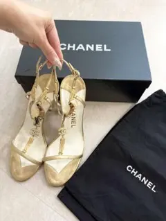 CHANEL パンプス ココマーク/パール ストラップ 37.5のサムネイル