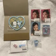 2025年最新】TWICEピンバッチの人気アイテム - メルカリ