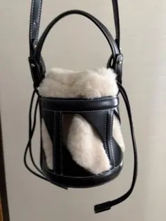 【SALE中】ZARA バケツ型バッグ