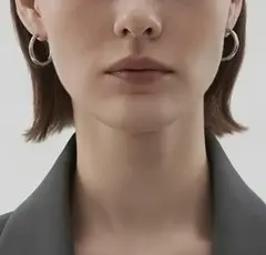 シルバー ☆間違いなしの人気☆シンプルフープピアス 高品質サージカルステンレス