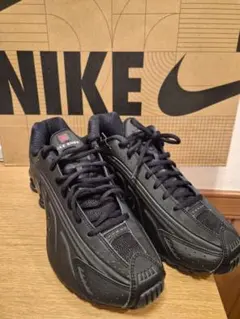 NIKE SHOX R4 Black ナイキ ショックス ブラック 黒