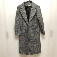 チェックロングコート