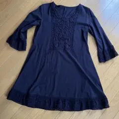4298SHIZUKA KOMURO濃いパープル色のチュニックのサムネイル