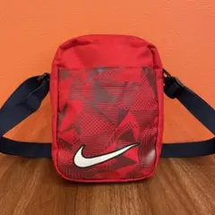 NIKE ナイキ ヘリテージ ショルダーバッグ クロスボディバッグ レッド 赤