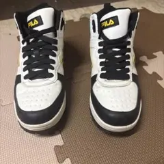 FILA Istintoハイカットスニーカー26.5cm 一日限定値下げ中‼️