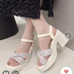 クロスストラップ高ヒールサンダル 厚底 新品未使用