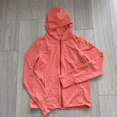 UNIQLO コーラルピンク フルジップパーカー M スポーツ　ランニングウェア