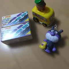 アンパンマン バス型おもちゃ、プラレールセット