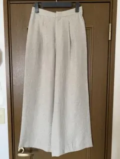 マルティニーク ライトグレー ワイドパンツ プリーツ入り サイズ1