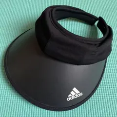 アディダス 2WAYジョッキーバイザー