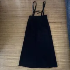 未着用　GU 黒サロペットスカート S
