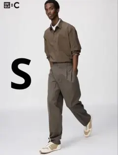 UNIQLO タックワイドテーパードパンツ　ブラウン　Sサイズ