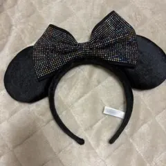ディズニー カチューシャ ミニー ブラック 黒 レインボー 虹色 スパンコール