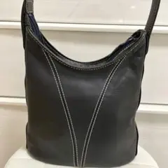 ❤️KITAMURAキタムラワンショルダーレザーバッグ　ブラックネイビーのサムネイル