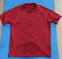 Under Armour アンダーアーマー レッド Tシャツ