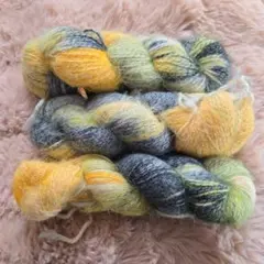 さらふわ毛糸　編み物　手芸　300g　手染め　カラフル　グラデーション