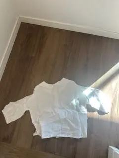 ホワイト長袖シャツ ボタン付きLA PETITE ALICE 105cm