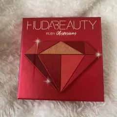 Huda Beauty Ruby Obsessions アイシャドウパレットのサムネイル