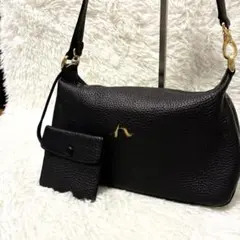 未使用級✨キタムラ　ワンショルダーバッグ　Kロゴ刻印　シボ革　ゴールド金具