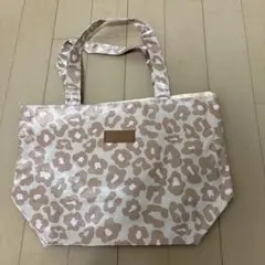 LOWRYS FARM ヒョウ柄トートバッグ