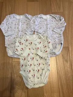 ユニクロ ボディスーツ ベビー肌着