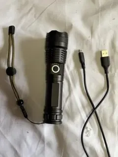 CREE XM-L 3800LM ハンディライト 本体 - メルカリ