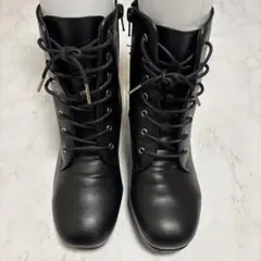 笑*様 ほぼ美品 厚底 レースアップブーツ 7ホール 黒 サイズ24.5