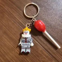 ペニーワイズ IT　イット　レゴ風キーホルダー
