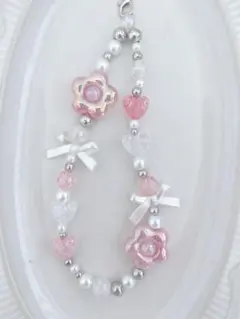 【現品限り】ベビーピンクのぷっくりお花とリボン〰︎︎ビーズストラップ C350