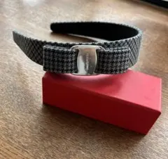 新品未使用　フェラガモ　カチューシャ　パール 2025年最新】Yahoo!オークション -フェラガモ カチューシャ(ヘア