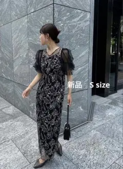 新品　リルアー　ドレスのサムネイル