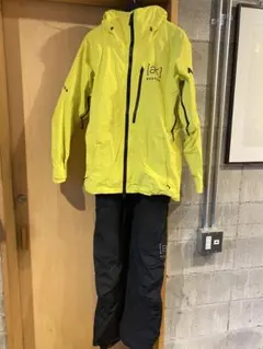 【美品】上下セット　バートン【ak】 スノーボードウェア　2L GORE-TEX