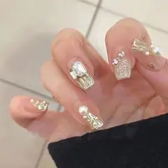 ネイルチップセット ゴールド装飾付き