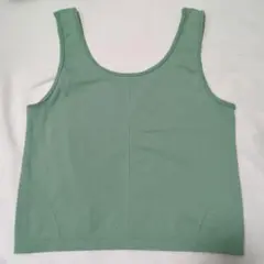 H&M クロップドスポーツタンクトップ Мサイズ　ほぼ未使用　グリーン