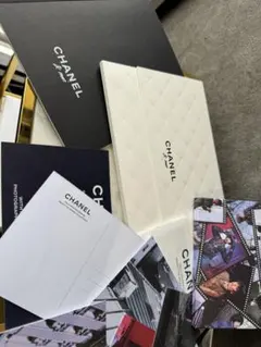 CHANEL ポストカードセット、ブックレット　非売品